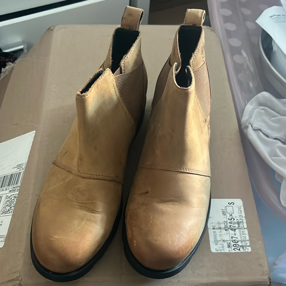 Brown Sorel boots